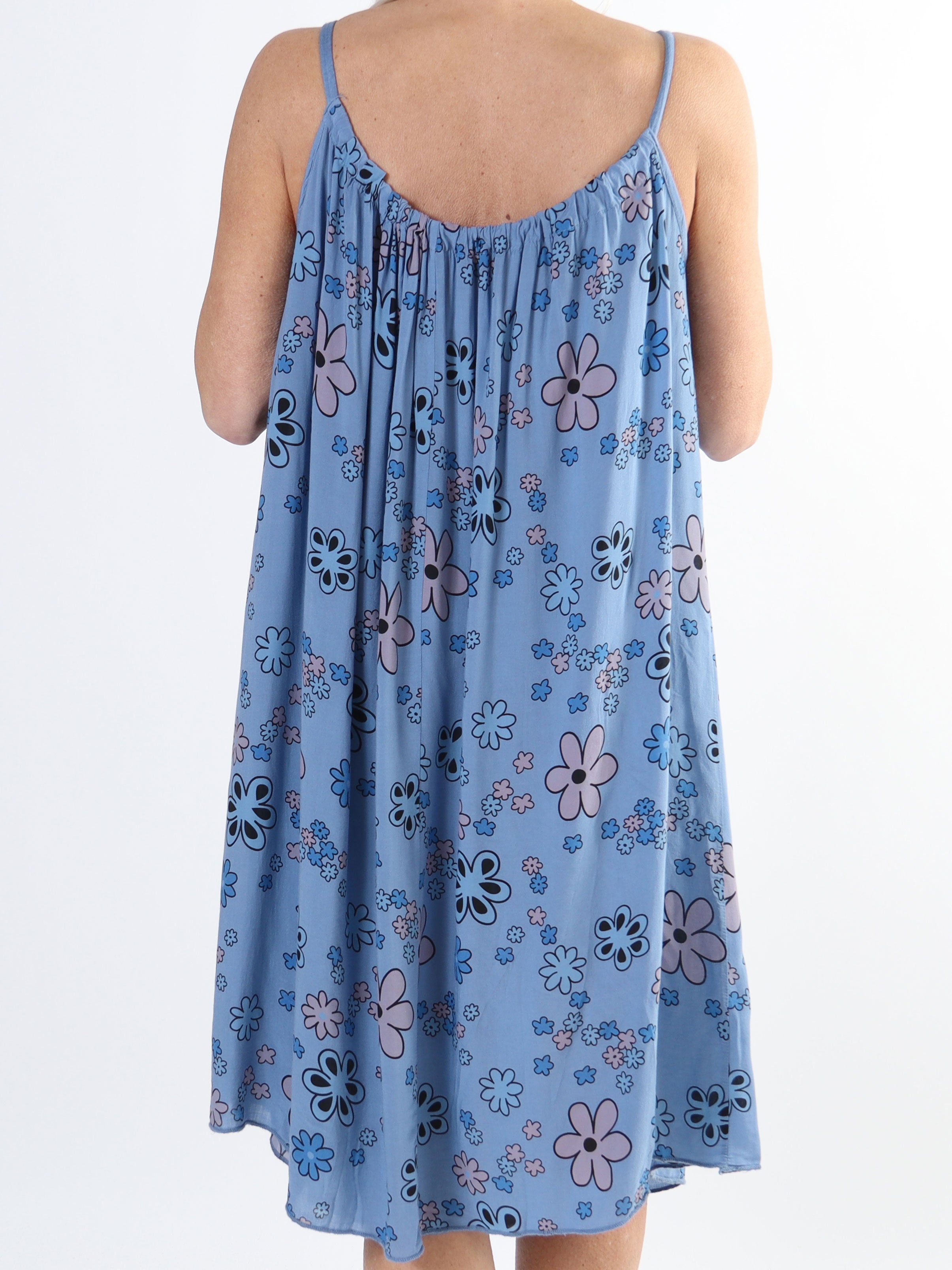 Sunshines Flower - Lätt viskosklänning med blommönster i stora storlekar